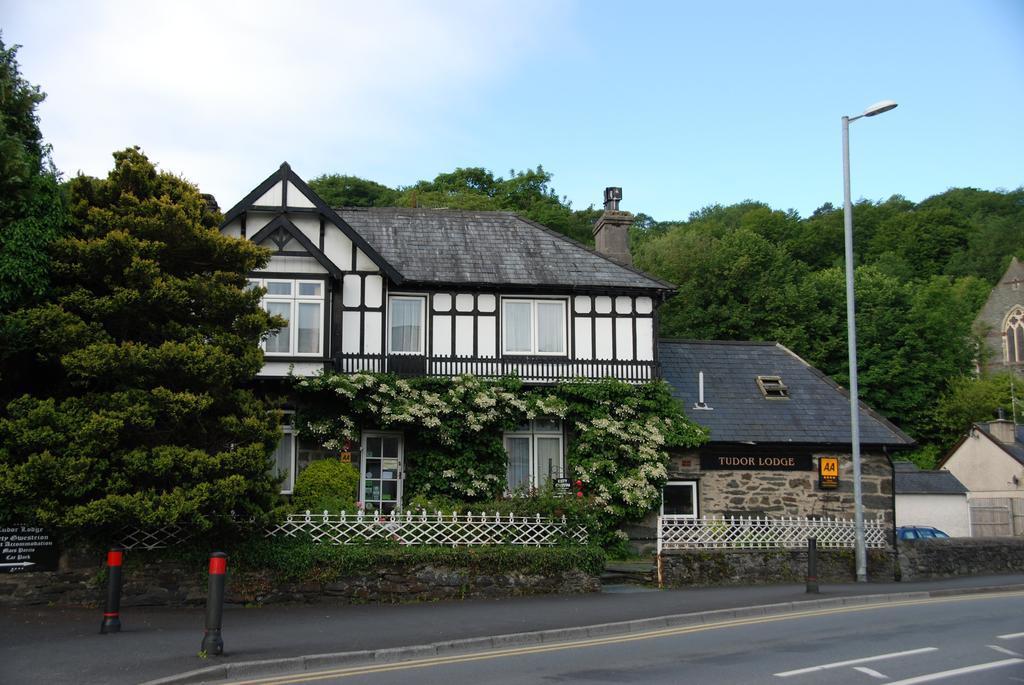 Tudor Lodge Porthmadog Dış mekan fotoğraf
