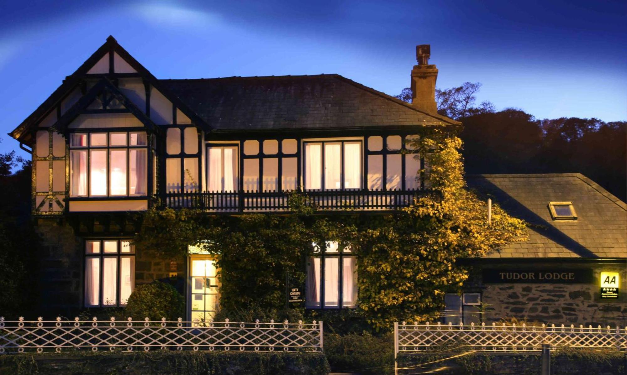 Tudor Lodge Porthmadog Dış mekan fotoğraf